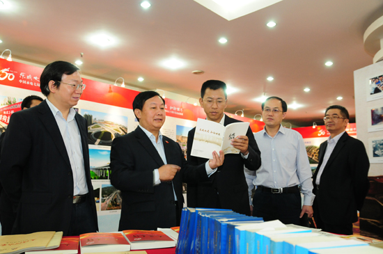 1506519649114714.jpg b1b1cf32-0e59-4d4a-a2c6-b201e267df1f.JPG