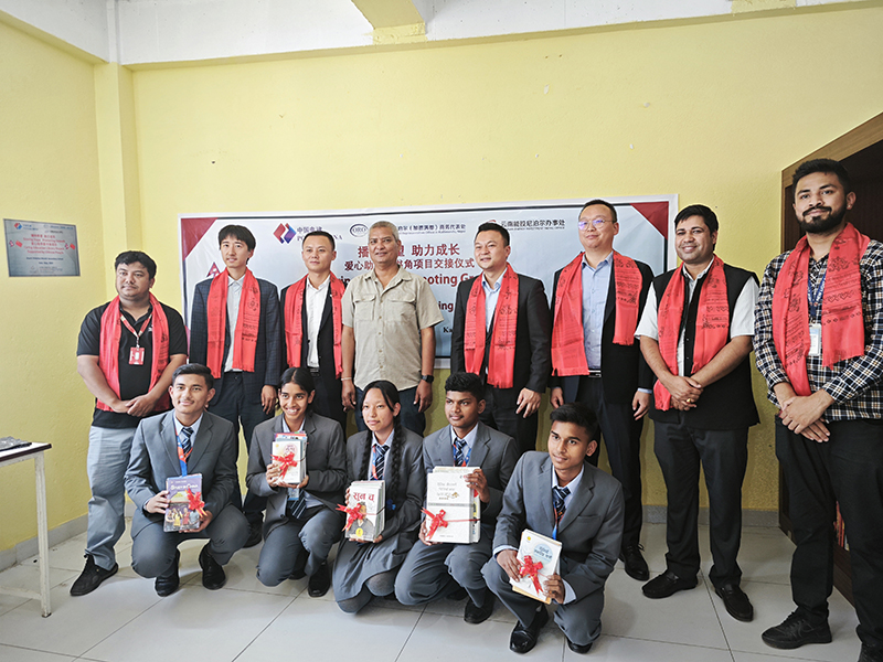 5.30加德滿都學(xué)校圖書捐贈儀式2.jpg