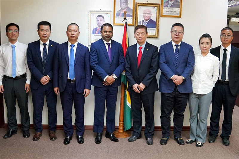 5. 張國(guó)來(lái)一行與圭亞那工程部副部長(zhǎng)會(huì)晤.jpg